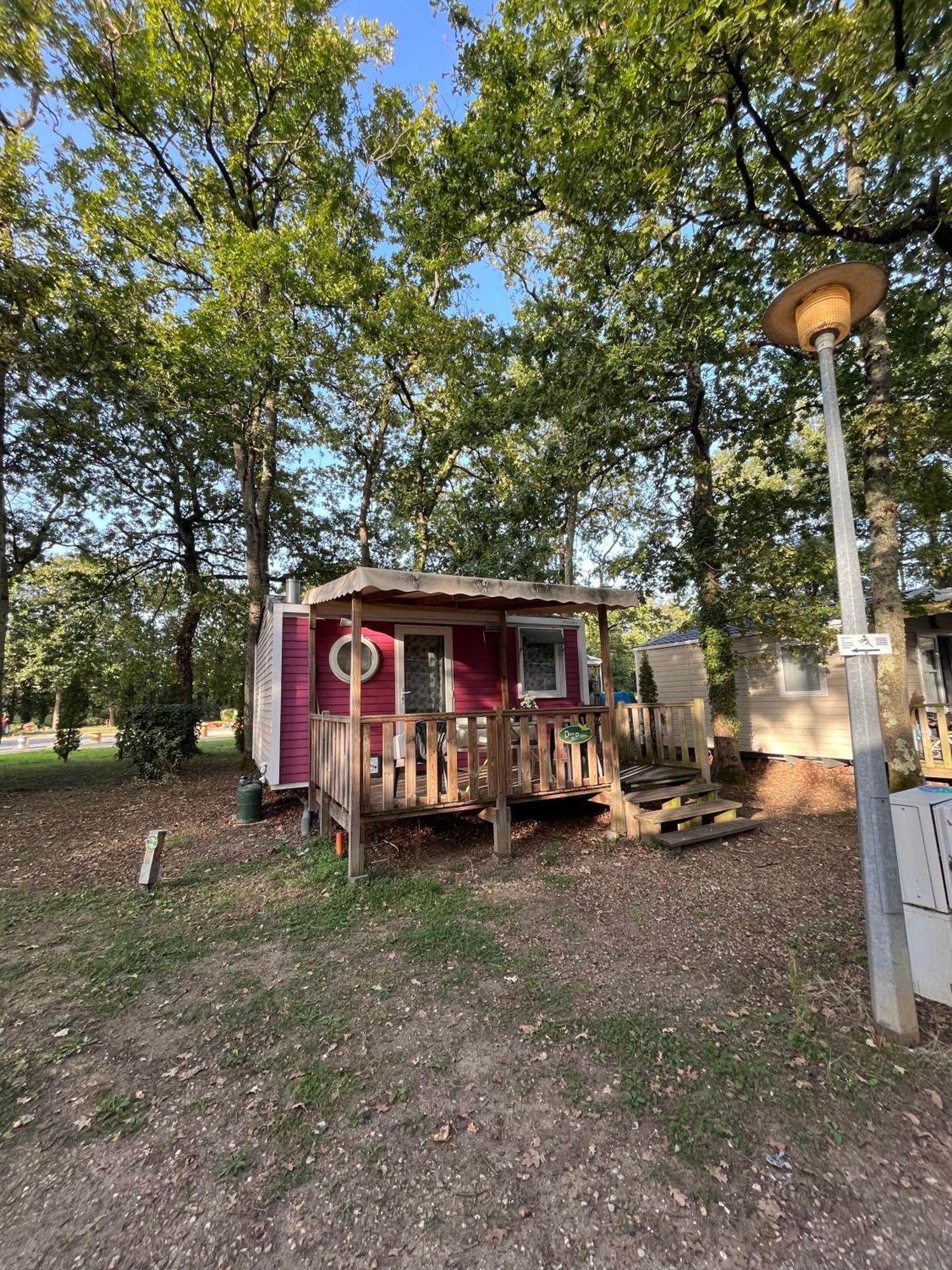 Domaine Les Acacias 3* La Ville-aux-Dames
