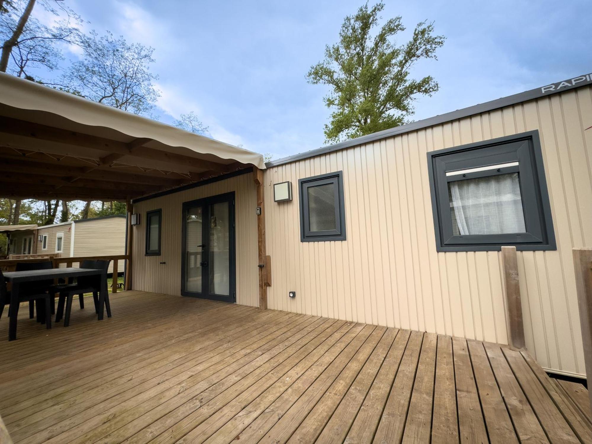 Campingplatz Domaine Les Acacias 3*