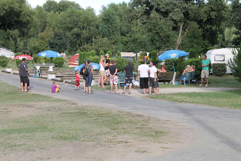 Campingplatz Domaine Les Acacias 3*